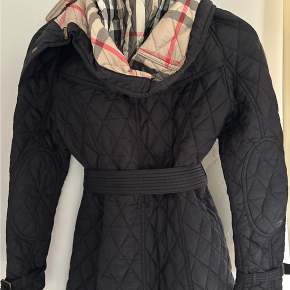 Burberry Black Quilted Women's Coat - Picture 6 of 10